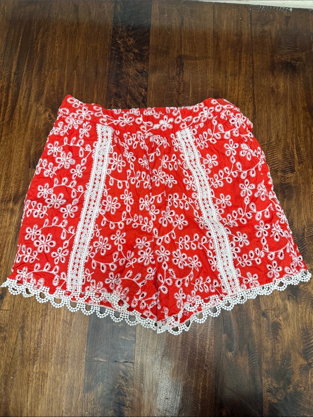 Versona Red Crochet Lace-Trim High Waist Shorts